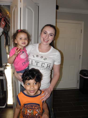 Amanda-Henison-with-her-children-Eliana-and-Josiah.jpg