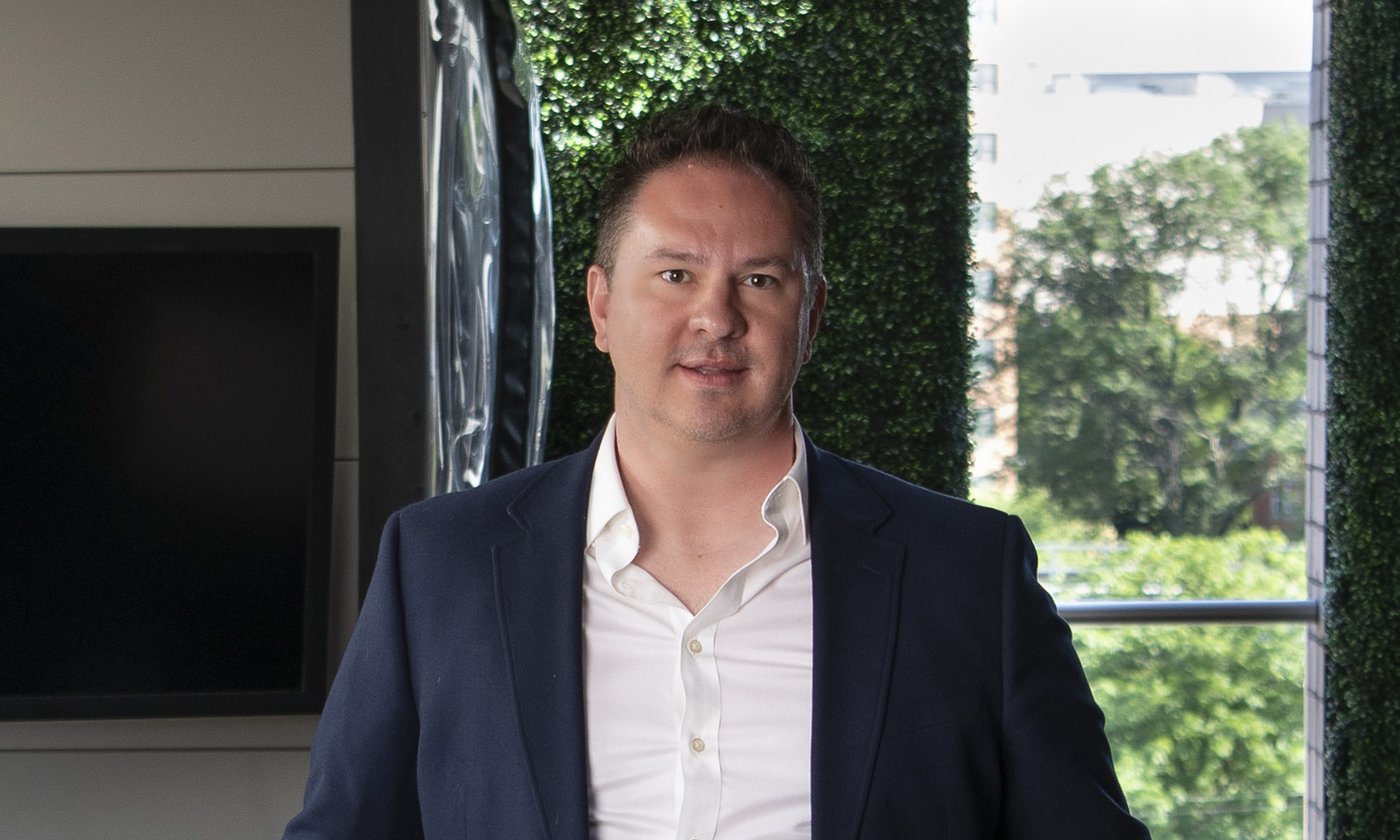 Dan Fowler Chicago Agent Magazine